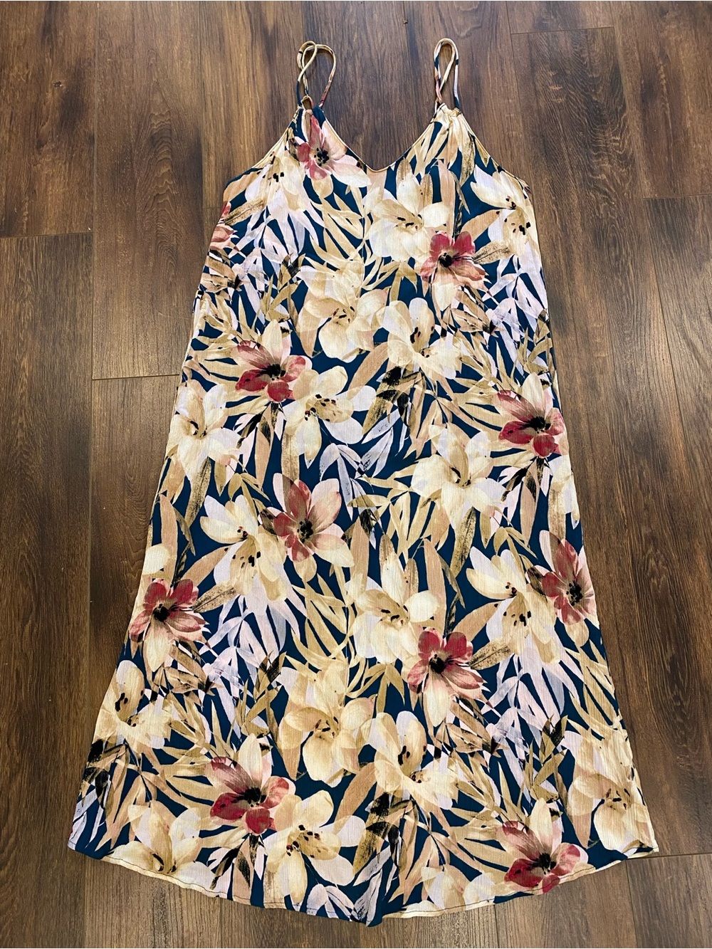 Midi length flowy floral dress XL